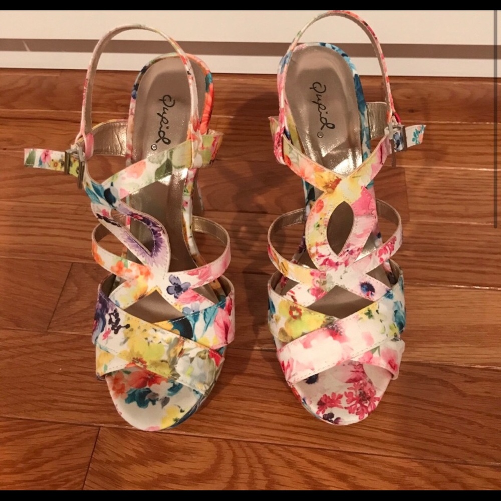Floral Platform Heels